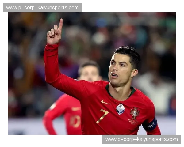 欧洲杯：绿茵之上，热血与荣耀的共振